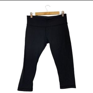 Lululemon Wonder Under crop leggings